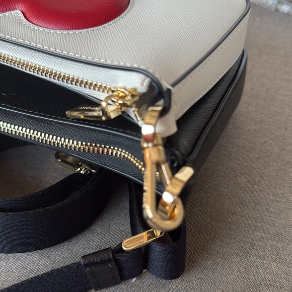 NWOT Kate Spade Duet Puffy Heart Crossbody - Picture 4 of 4